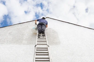 Peinture extérieure à Mernel — façades et ravalement